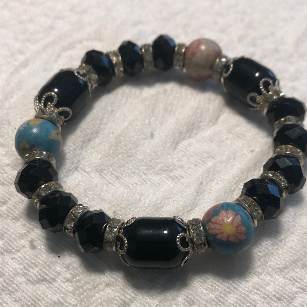 Blue and Black Floral Bead Stretch Bracelet